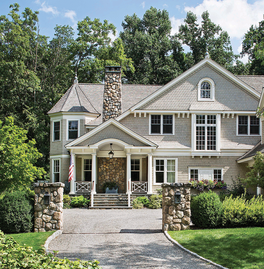 wadia-front-driveway