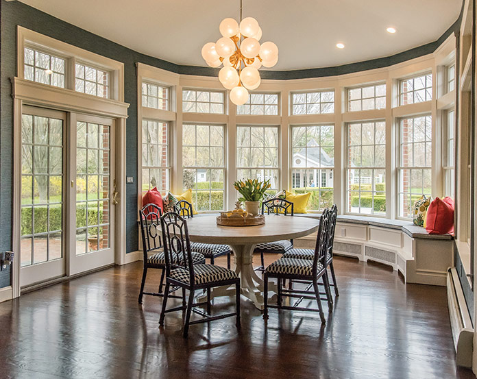 Kitchen eating area