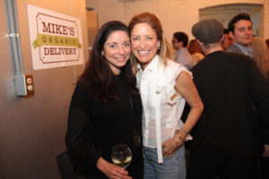 Jennifer Lindsay, Kathy Arris